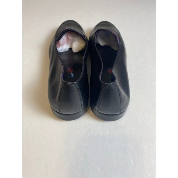 Keds Grasshopper Women's Red Hat Society Black Leather Loafers Embroidery Size 8 - Picture 6 of 8